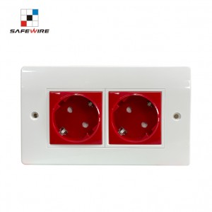 SAB-02 2 gang 86*146mm DLP trunking system with 45mm modules and socket